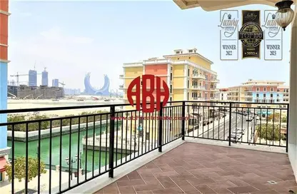 Apartment - 3 Bedrooms - 3 Bathrooms for rent in Murano - Qanat Quartier - The Pearl Island - Doha