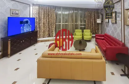 Apartment - 3 Bedrooms - 5 Bathrooms for rent in West Bay Tower - West Bay - West Bay - Doha