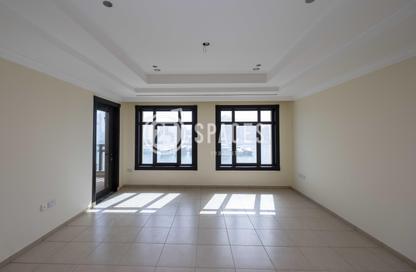 Townhouse - 2 Bedrooms - 3 Bathrooms for rent in West Porto Drive - Porto Arabia - The Pearl Island - Doha