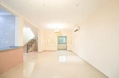 Villa - 5 Bedrooms - 3 Bathrooms for rent in Al Rawda Street - Al Rawda - Doha