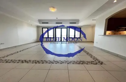 Apartment - 3 Bedrooms - 4 Bathrooms for rent in Porto Arabia - The Pearl Island - Doha