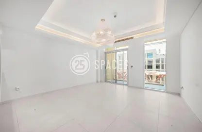 Apartment - 1 Bedroom - 2 Bathrooms for sale in Gewan Island - The Pearl Island - Doha