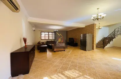 Compound - 3 Bedrooms - 3 Bathrooms for rent in Mamoura 18 - Al Maamoura - Doha