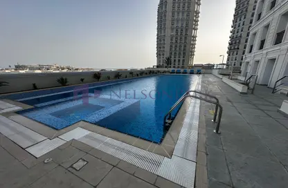 Apartment - 2 Bedrooms - 3 Bathrooms for sale in Floresta Gardens - Floresta Gardens - The Pearl Island - Doha