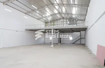 Warehouse - Studio - 1 Bathroom for rent in East Industrial Street - Birkat Al Awamer - Al Wakra