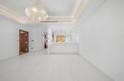 Apartment - 1 Bedroom - 2 Bathrooms for sale in Crystal Residence - The Pearl Island - Doha