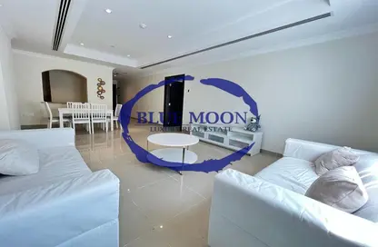 Apartment - 1 Bedroom - 2 Bathrooms for rent in West Porto Drive - Porto Arabia - The Pearl Island - Doha