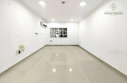 Apartment - 2 Bedrooms - 2 Bathrooms for rent in Al Muntazah Street - Al Muntazah - Doha