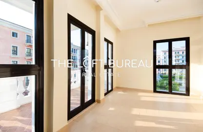 Apartment - 3 Bedrooms - 2 Bathrooms for rent in Carnaval - Qanat Quartier - The Pearl Island - Doha