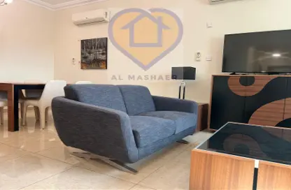 Apartment - 2 Bedrooms - 2 Bathrooms for rent in Musheireb - Musheireb - Doha