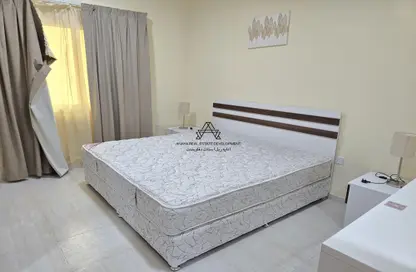 Apartment - 2 Bedrooms - 1 Bathroom for rent in Umm Ghuwailina - Doha