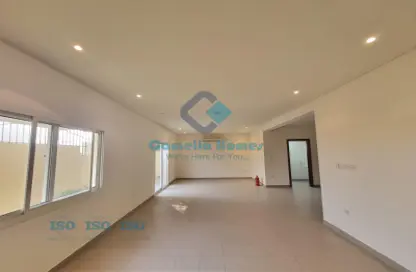 Compound - 3 Bedrooms - 3 Bathrooms for rent in Al Hanaa Street - Al Gharrafa - Doha