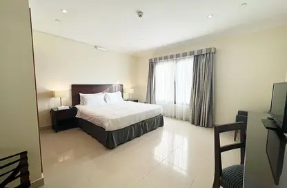 Apartment - 1 Bedroom - 1 Bathroom for rent in One Porto Arabia - Porto Arabia - The Pearl Island - Doha