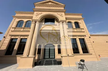 Villa for rent in Al Dafna - Al Dafna - Doha