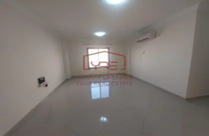 Apartment - 3 Bedrooms - 2 Bathrooms for rent in Anas Street - Fereej Bin Mahmoud North - Fereej Bin Mahmoud - Doha