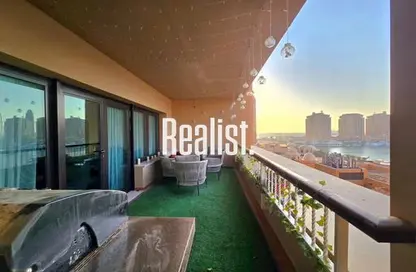 Apartment - 2 Bedrooms - 3 Bathrooms for sale in Porto Arabia - The Pearl Island - Doha