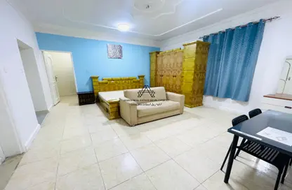 Apartment - Studio - 1 Bathroom for rent in Beverly Hills Garden - Old Airport Road - Doha