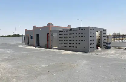 Warehouse - Studio - 4 Bathrooms for rent in Industrial Area 5 - Industrial Area - Industrial Area - Doha