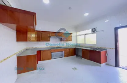 Villa - 4 Bedrooms - 4 Bathrooms for rent in Al Hanaa Street - Al Gharrafa - Doha