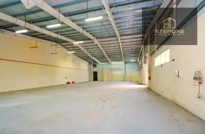 Warehouse - Studio - 2 Bathrooms for rent in Industrial Area 5 - Industrial Area - Industrial Area - Doha