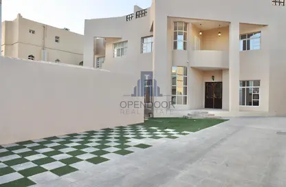 Villa - 6 Bedrooms - 7 Bathrooms for rent in Street 870 - Al Duhail South - Al Duhail - Doha