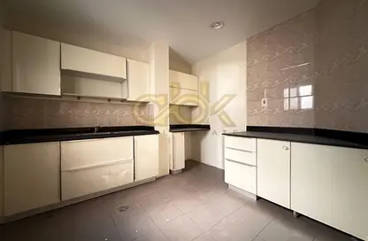 Apartment - 3 Bedrooms - 2 Bathrooms for rent in Old Airport Road - Old Airport Road - Doha