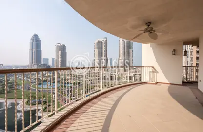 Apartment - 3 Bedrooms - 5 Bathrooms for sale in East Porto Drive - Porto Arabia - The Pearl Island - Doha