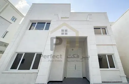 Villa for sale in Al Kheesa - Al Kheesa - Umm Salal Mohammed