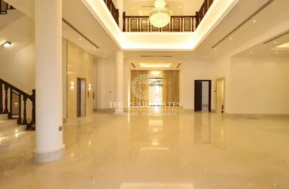 Villa - 6 Bedrooms for rent in Lusail City - Lusail