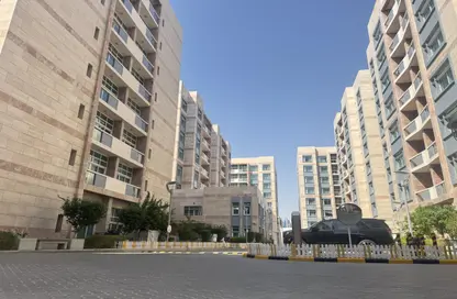 Apartment - 3 Bedrooms - 3 Bathrooms for rent in Ghanem Residences - Fereej Bin Mahmoud South - Fereej Bin Mahmoud - Doha