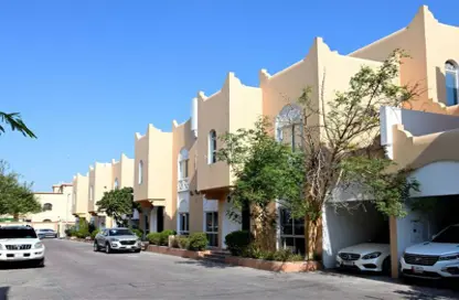 Villa - 4 Bedrooms - 5 Bathrooms for rent in Beverly Hills Garden - Beverly Hills Garden - Old Airport Road - Doha