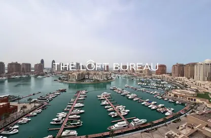 Apartment - 3 Bedrooms - 4 Bathrooms for rent in West Porto Drive - Porto Arabia - The Pearl Island - Doha