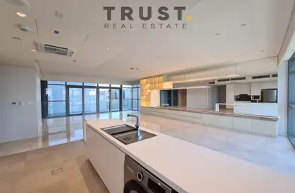 Apartment - 1 Bedroom - 2 Bathrooms for sale in Lusail City - Lusail