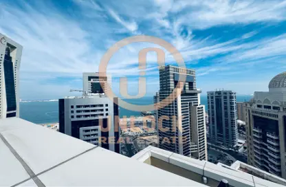 Apartment - 1 Bedroom - 2 Bathrooms for rent in Palm Tower B - Palm Towers - West Bay - Doha