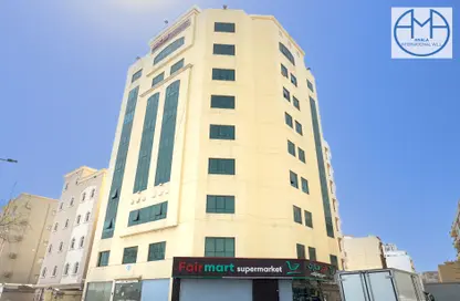 Apartment - 1 Bedroom - 1 Bathroom for rent in Umm Ghuwailina 4 - Umm Ghuwailina - Doha