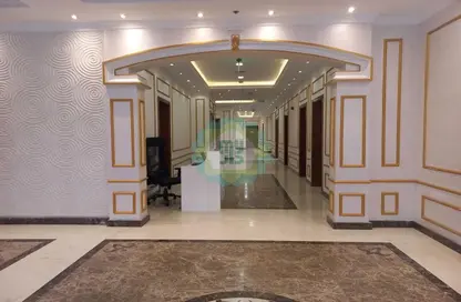 Full Floor - Studio for rent in Old Salata - Salata - Doha