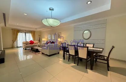 Apartment - 2 Bedrooms - 3 Bathrooms for rent in Tower 10 - Porto Arabia - The Pearl Island - Doha