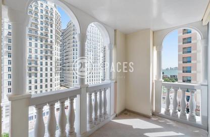 Apartment - 2 Bedrooms - 3 Bathrooms for sale in Viva East - Viva Bahriyah - The Pearl Island - Doha