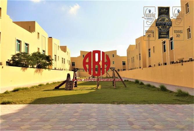 Villa - 6 Bedrooms - 6 Bathrooms for rent in Al Keesa Gate - Al Kheesa - Umm Salal Mohammed