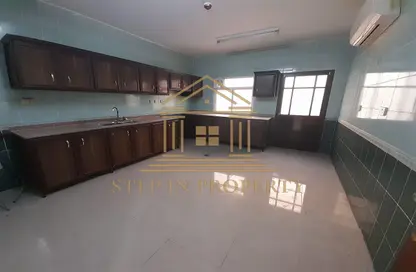 Villa - 5 Bedrooms - 4 Bathrooms for rent in Umm Al Amad - Umm Al Amad - Al Shamal