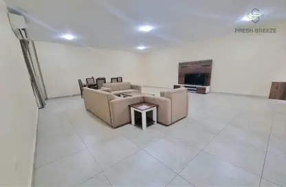 Apartment - 2 Bedrooms - 2 Bathrooms for rent in Old Al Ghanim - Al Ghanim - Doha