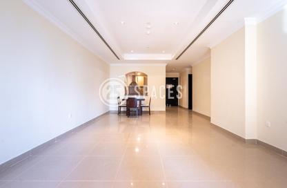 Apartment - 1 Bedroom - 2 Bathrooms for rent in East Porto Drive - Porto Arabia - The Pearl Island - Doha