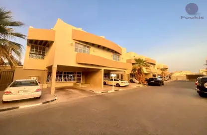 Compound - 3 Bedrooms - 5 Bathrooms for rent in Mesaimeer Road - Abu Hamour - Doha