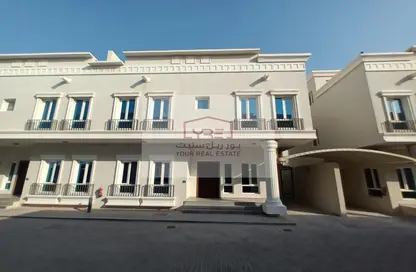 Villa - 5 Bedrooms - 6 Bathrooms for rent in Al Kheesa - Al Kheesa - Umm Salal Mohammed