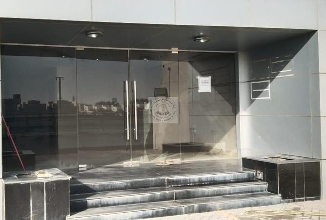 Villa - 2 Bathrooms for rent in Salwa Road - Doha