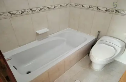 Apartment - 3 Bedrooms - 3 Bathrooms for rent in Al Sadd - Al Sadd - Doha