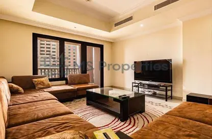 Apartment - 1 Bedroom - 2 Bathrooms for rent in East Porto Drive - Porto Arabia - The Pearl Island - Doha