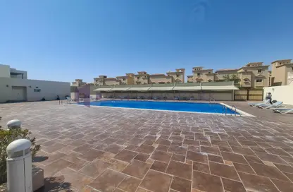 Compound - 3 Bedrooms - 5 Bathrooms for rent in Al Ain Compound 3 - Al Ain Compound - Ain Khaled - Doha