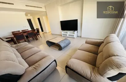 Apartment - 2 Bedrooms - 4 Bathrooms for sale in Lusail City - Lusail