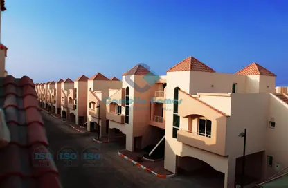 مجمع سكني - 4 غرف نوم - 5 حمامات للايجار في ابو سدرة - الريان - الدوحة